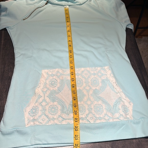Vanilla Bay Lace Doublehood - Picture 10 of 10